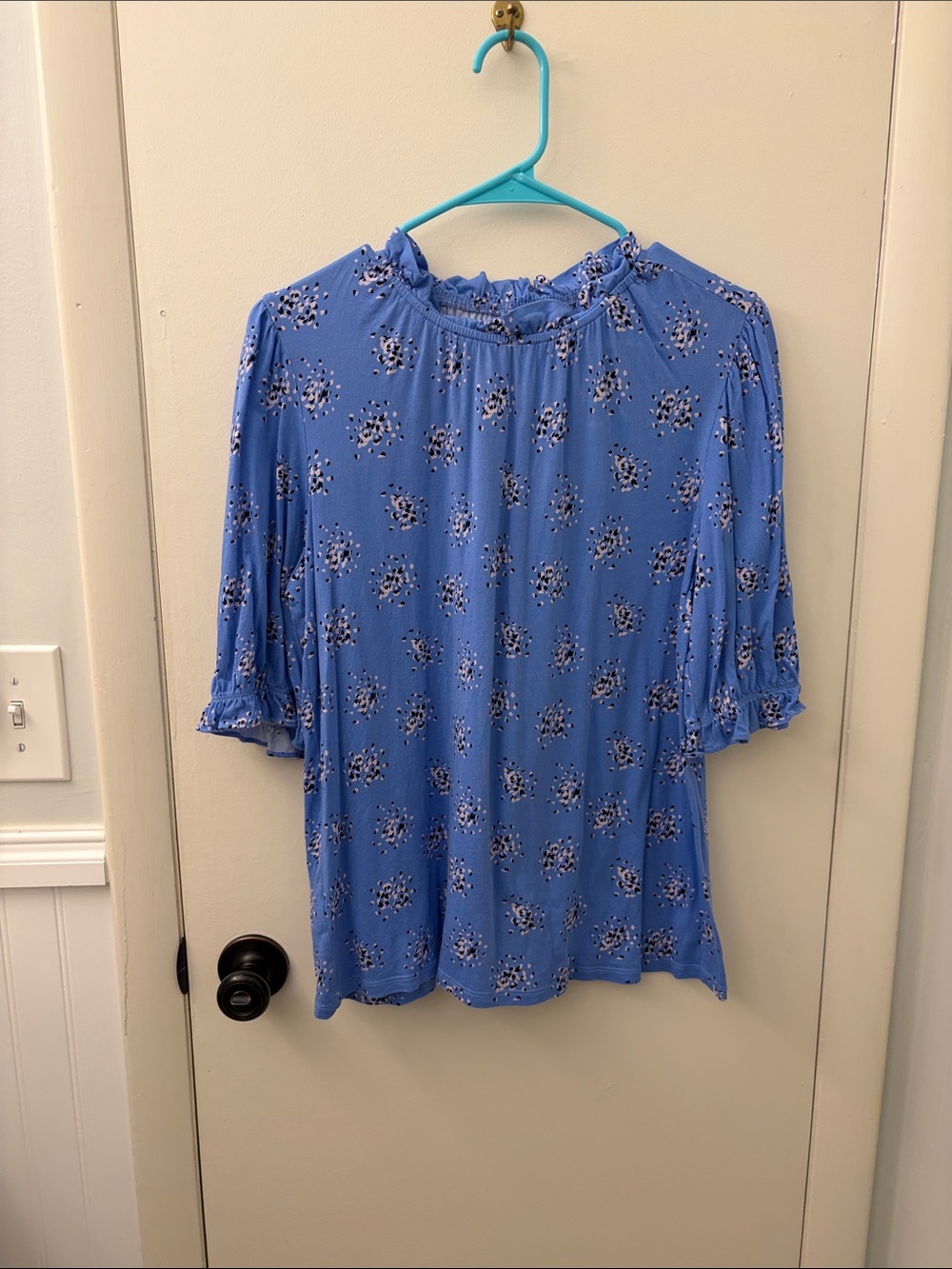 LOFT Blue Floral Ruffle-Neck Women's Blouse